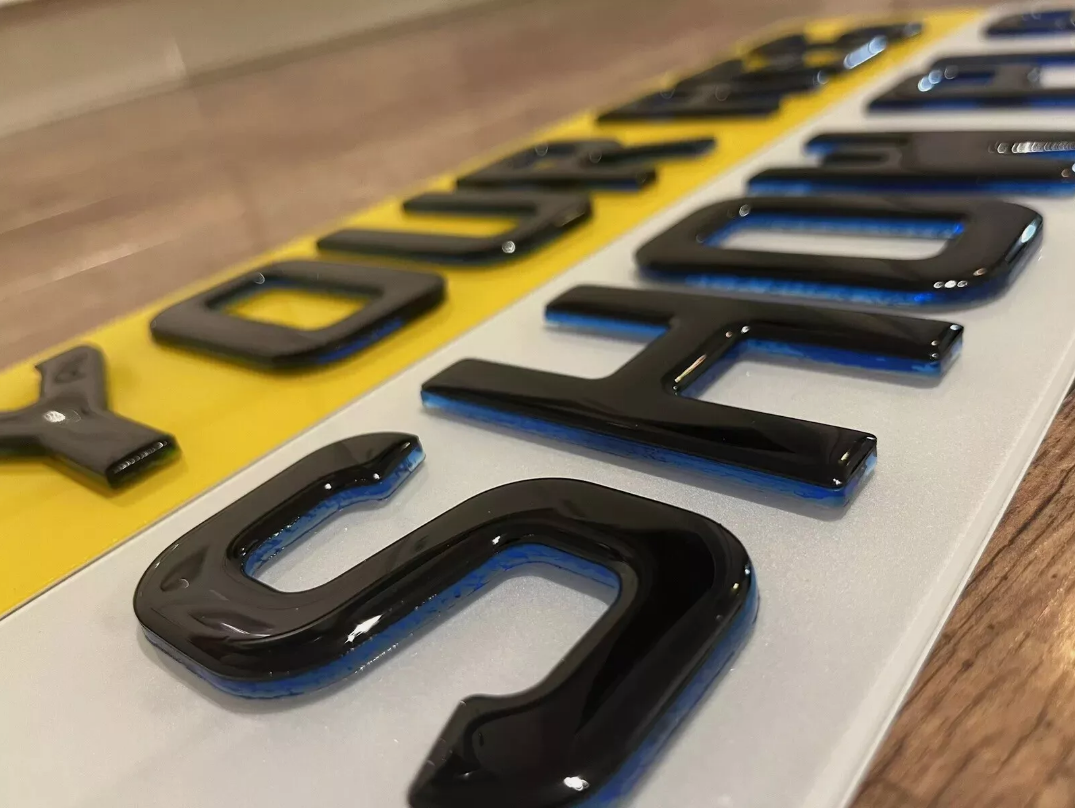 Neon Plates
