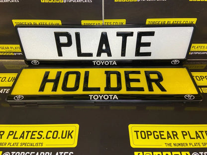 3D Gloss Gel - Quick Release - Car / Van Number Plate Holder Surround - TOYOTA: WHITE