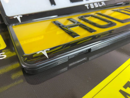 3D Gloss Gel - Quick Release - Car / Van Number Plate Holder Surround - Tesla