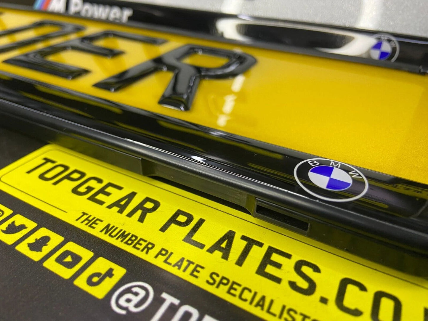 3D Gloss Gel Domed - Quick Release - Number Plate Holder - BMW M Power