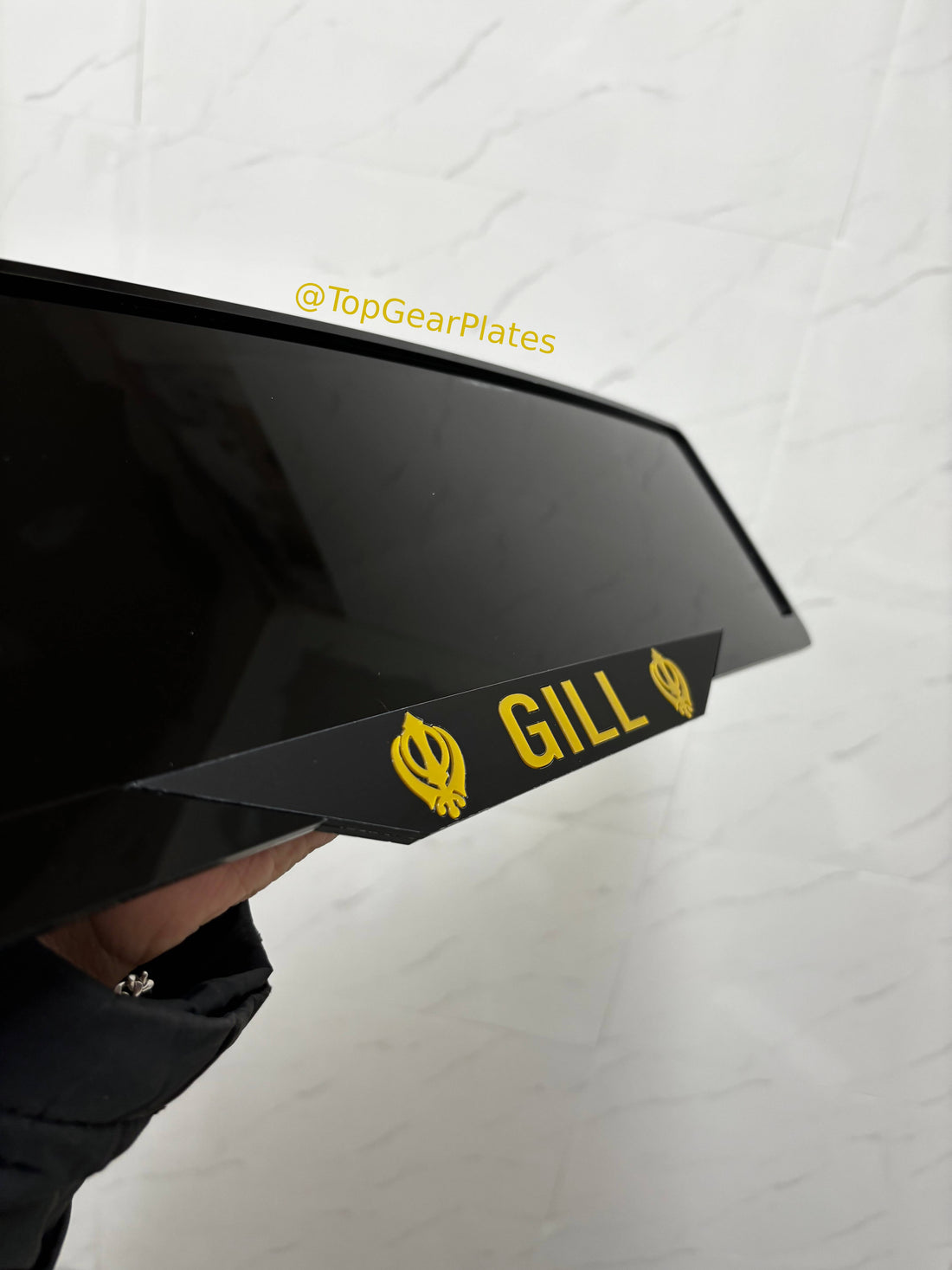 Gill - Signature Surrounds