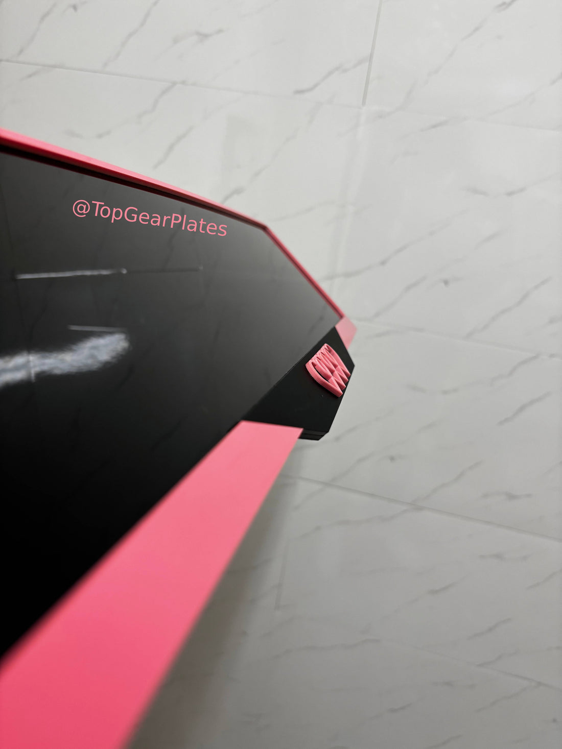 Audi Hearts - Signature Surround